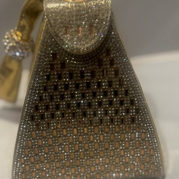 triangle pyramid gold rhinestone bag NWOT - Picture 4 of 6